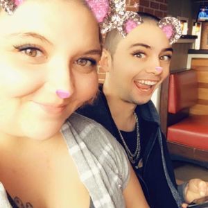 Meet your Posher, Felicia